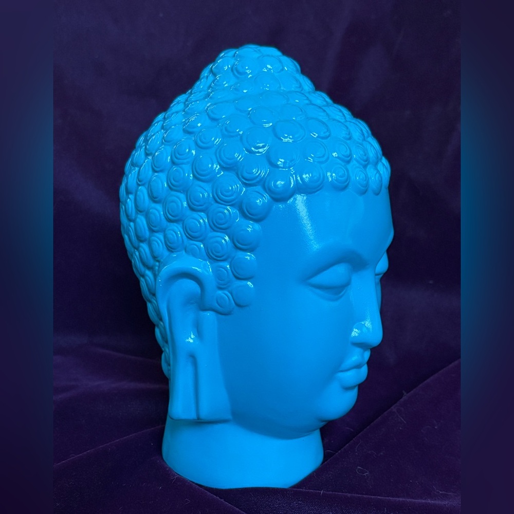 BUDDAH HEAD STATUE - Beautiful Turquoise color, ceramic, 9” high and 8” wide. - Picture 10 of 15